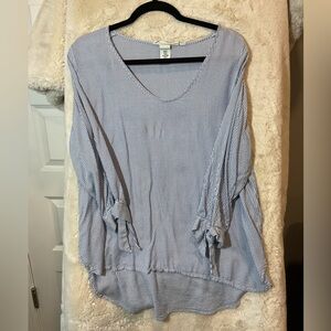 H&M 1/4 sleeve blouse